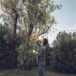 Fiskars PowerGear X Telescopic Tree Pruner UPX86 -Outdoor Garden Store 47154 1888