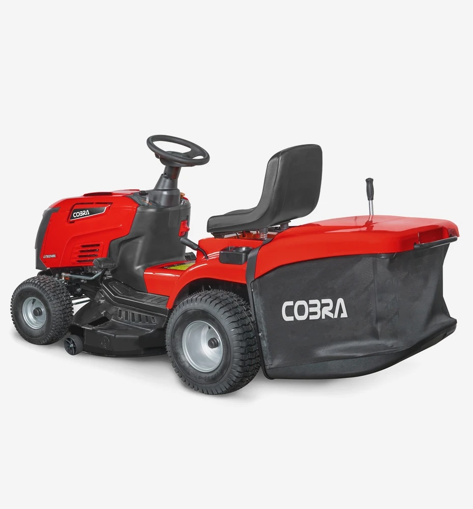 Cobra LT92HRL Petrol Ride On Lawn Tractor 92cm 5 Cobra LT92HRL Petrol Ride On Lawn Tractor 92cm - Image 3